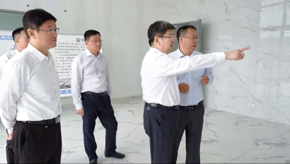淮南市委書記任澤鋒赴芯視佳K2工廠調(diào)研項(xiàng)目建設(shè)情況